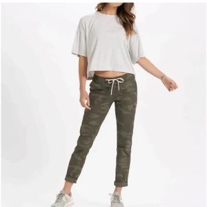 Vuori ripstop pants oregano camo
